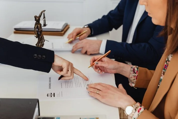 The Benefits and Drawbacks of Choosing an Uncontested Divorce